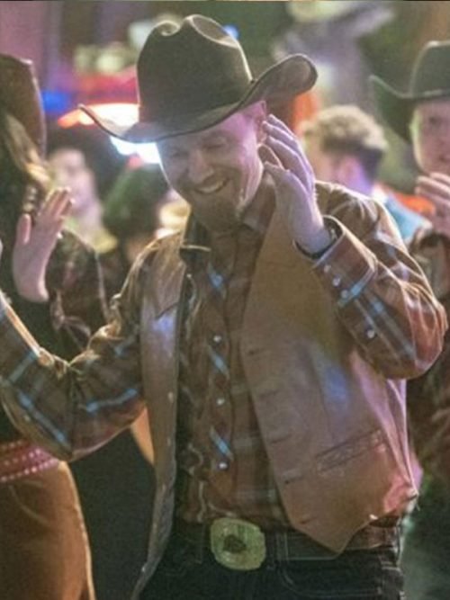 Good Girls Leslie Peterson Brown Vest