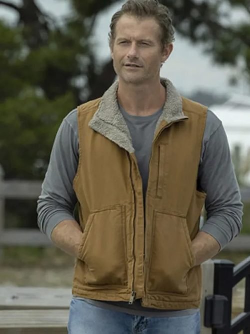 Hightown James Badge Dale Brown Cotton Vest